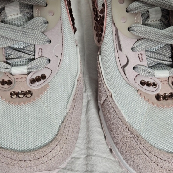 🌟Custom Bling Nike Air Max 90 Sneakers Shoes with Rhinestone Crystals Size 7🌟 - Picture 5 of 9